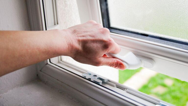Preventing dampness and moisture problems inside a home
